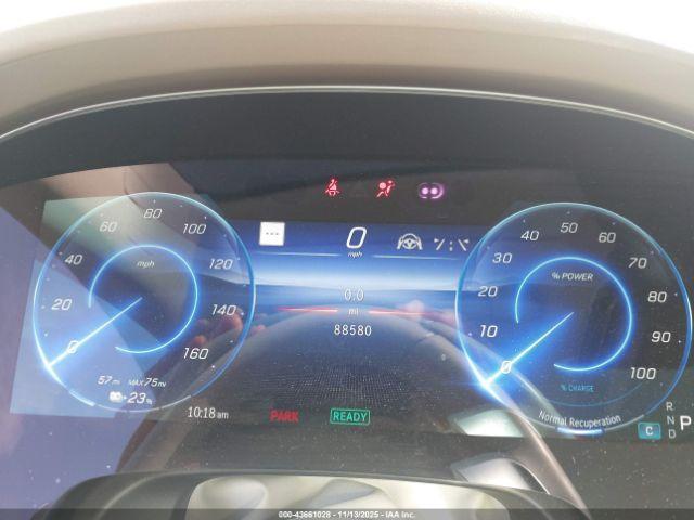 Mercedes-Benz EQS 4matic Image 15