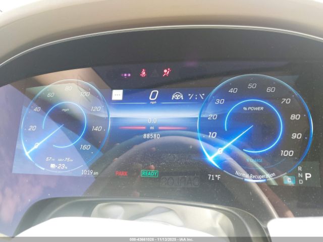 Mercedes-Benz EQS 4matic Image 18