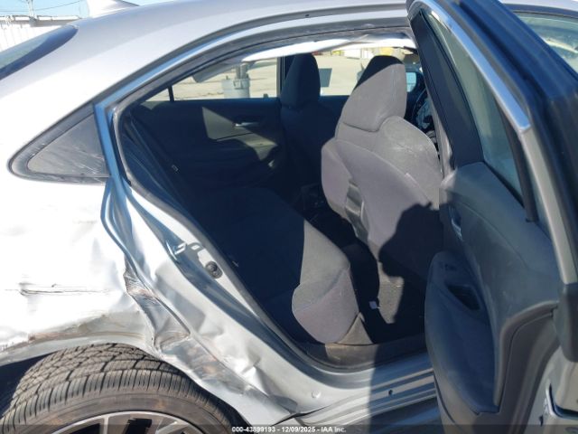 Toyota Corolla Se Image 8