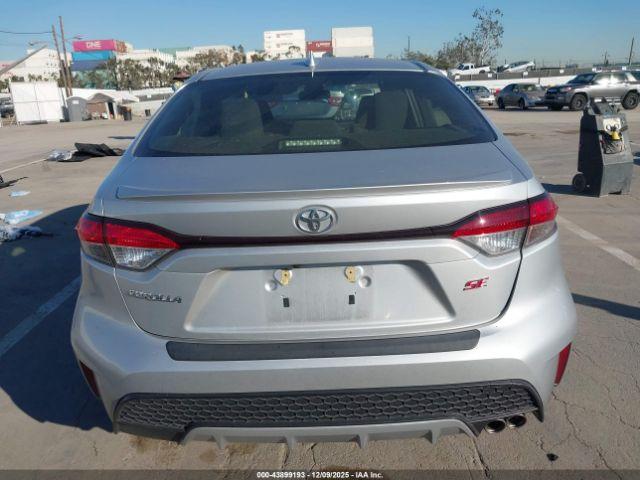 Toyota Corolla Se Image 2