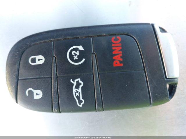 Dodge Charger Sxt Rwd Image 2