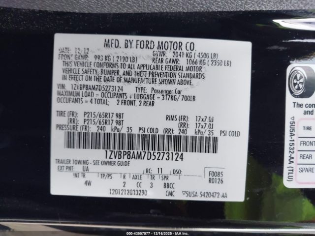 Ford Mustang V6 Premium Image 8