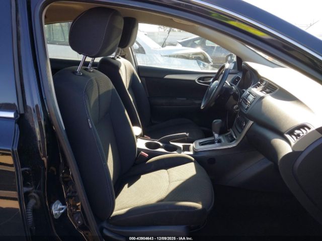 Nissan Sentra S Image 2