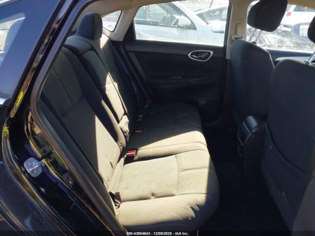 Nissan Sentra S Image 7