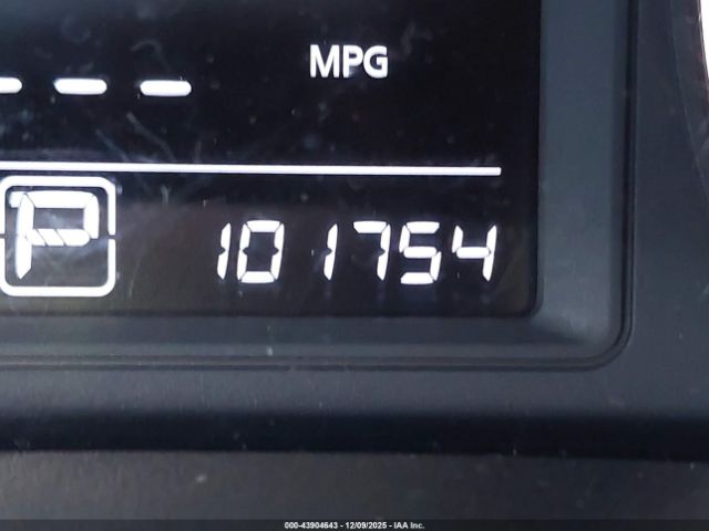 Nissan Sentra S Image 9