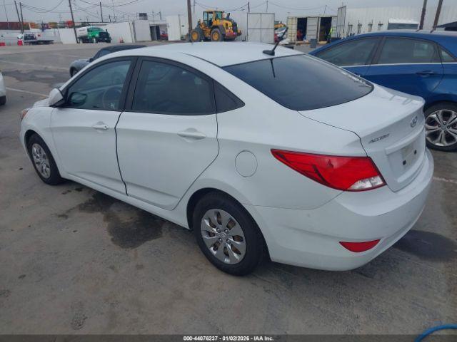 Hyundai ACCENT Se Image 10