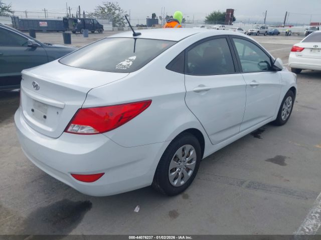 Hyundai ACCENT Se Image 9