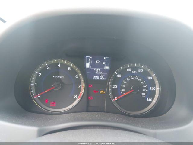 Hyundai ACCENT Se Image 3