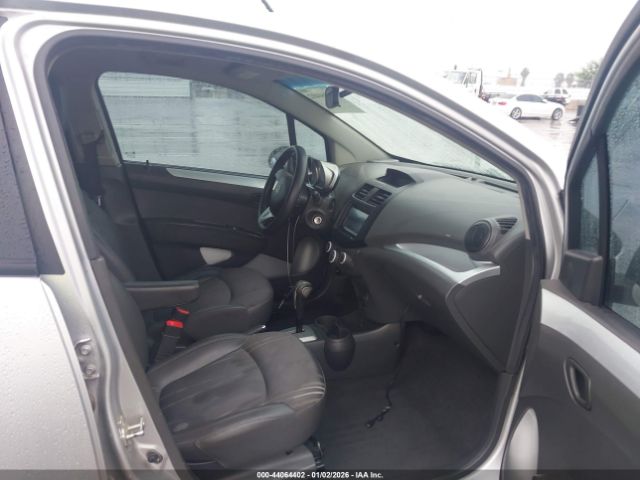 Chevrolet Spark 1lt Cvt Image 7