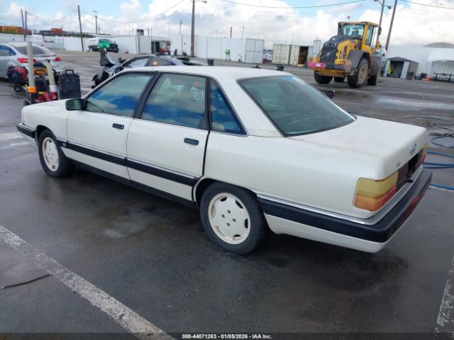 Audi 100 Image 8