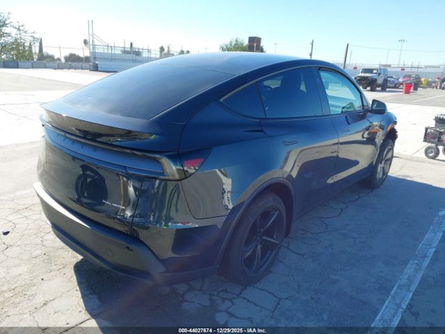 Tesla Model Y Image 7