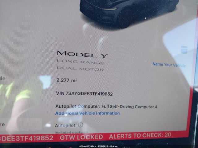 Tesla Model Y Image 14