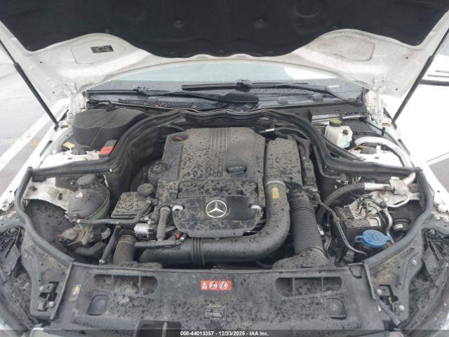 Mercedes-Benz C-Class Sport Image 11