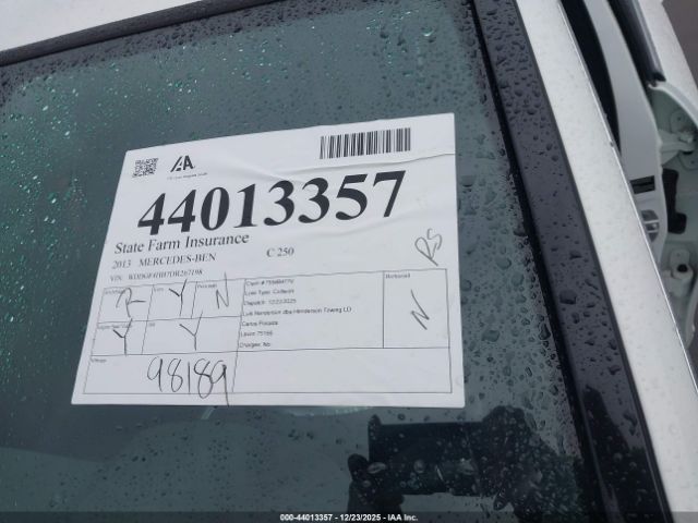 Mercedes-Benz C-Class Sport Image 13