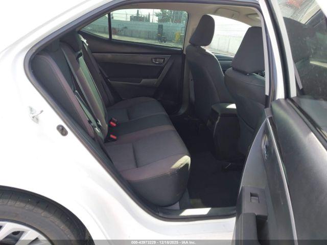 Toyota Corolla Le Image 13