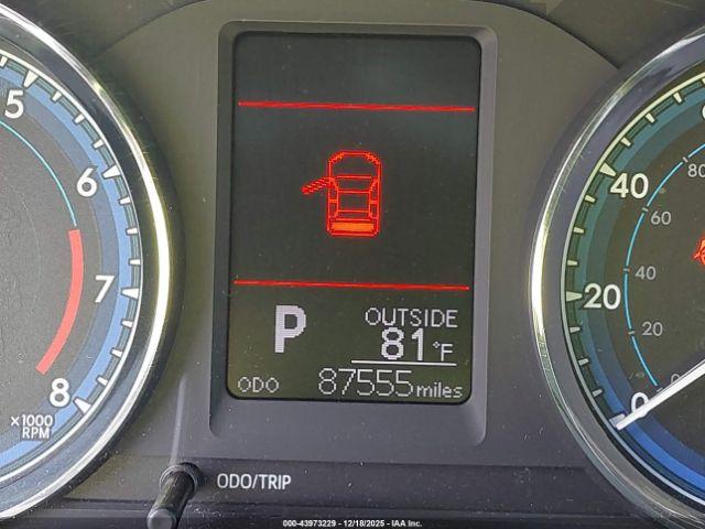 Toyota Corolla Le Image 5