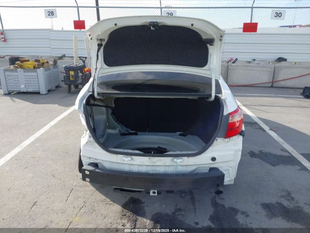 Toyota Corolla Le Image 3