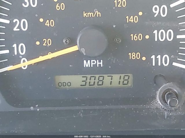 Toyota Tundra Sr5 Image 4