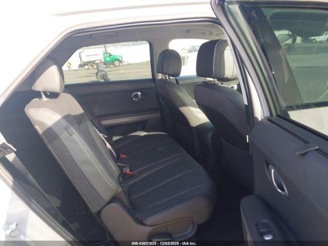 Hyundai Ioniq Limited Image 3