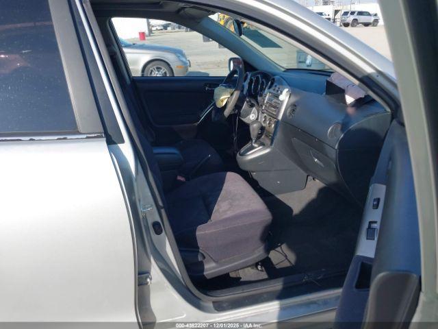 Toyota Matrix Xr Image 6