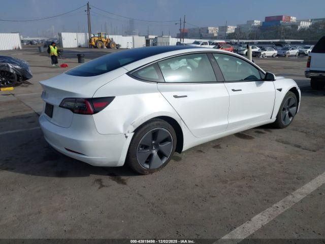 Tesla Model 3 Rear-wheel Drive Image 3