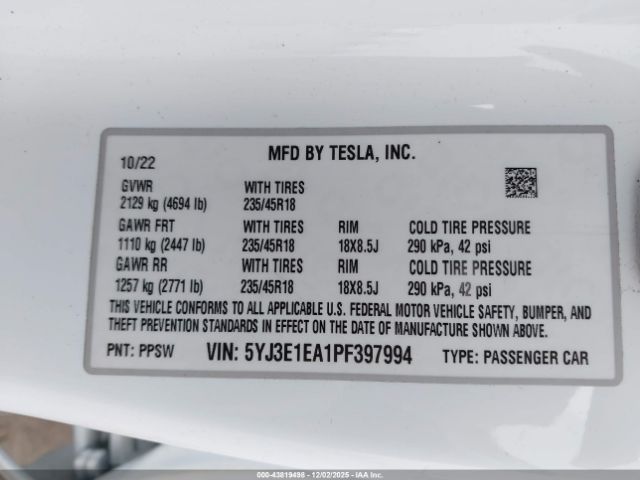 Tesla Model 3 Rear-wheel Drive Image 7