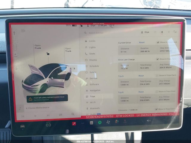 Tesla Model 3 Image 5