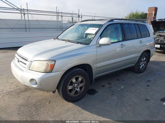 Toyota Highlander V6 Image 6