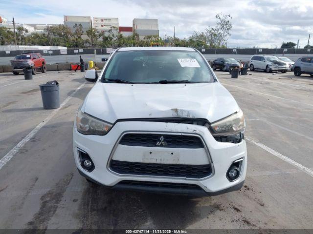 Mitsubishi Outlander Se Image 10