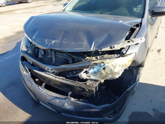 Toyota Camry Se V6 Image 7