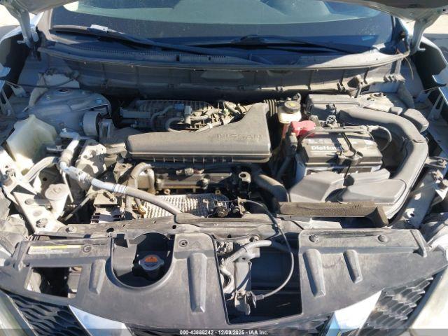 Nissan Rogue Sv Image 2