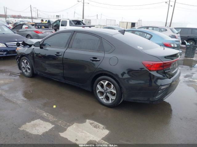 Kia Forte Lxs Image 6