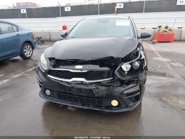 Kia Forte Lxs Image 12