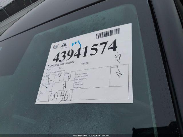 Kia Forte Lxs Image 9