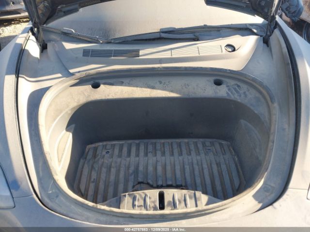 Tesla Model 3 Long Range Dual Motor All-wheel Drive Image 7