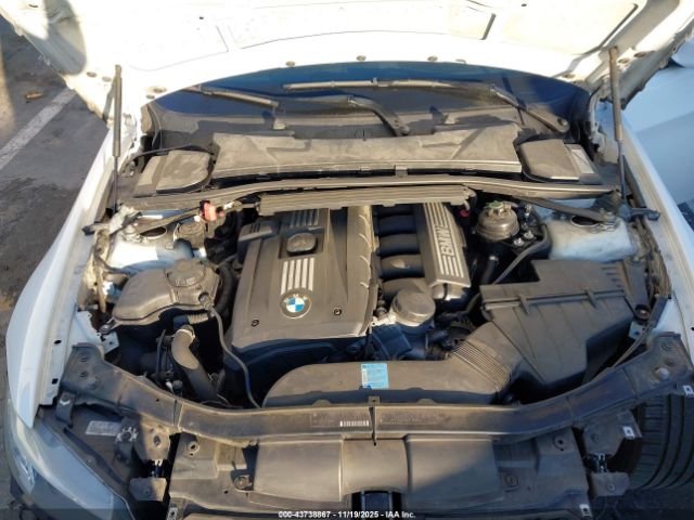 BMW 3 Series Image 12