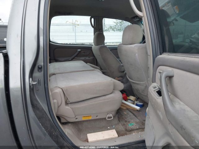 Toyota Tundra Sr5 V8 Image 2