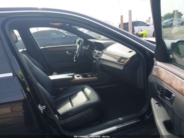 Mercedes-Benz E-Class Image 4