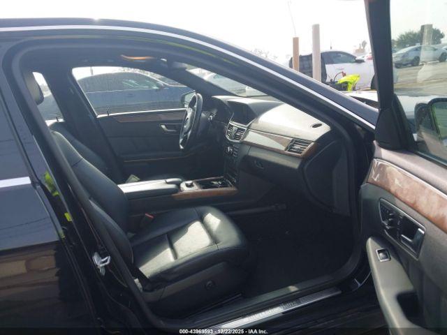 Mercedes-Benz E-Class Image 4