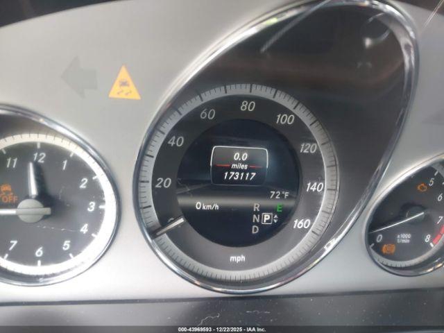 Mercedes-Benz E-Class Image 12