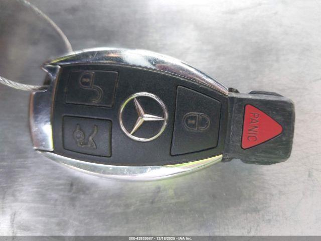 Mercedes-Benz C-Class Sport Image 15