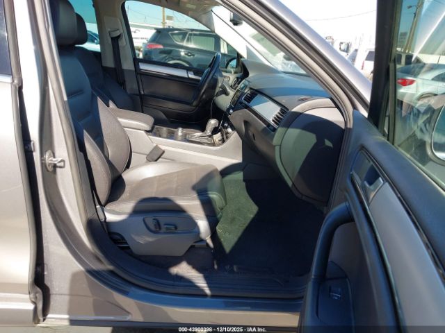 Volkswagen Touareg Vr6 Sport Image 15