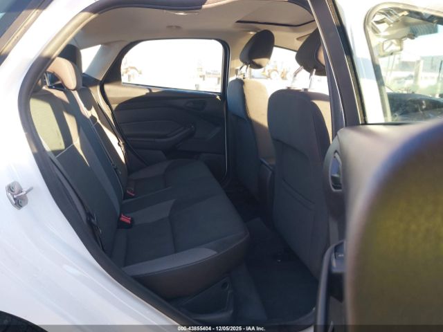 Ford Focus Se Image 13