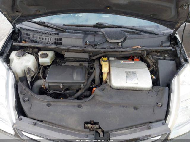 Toyota Prius Image 12