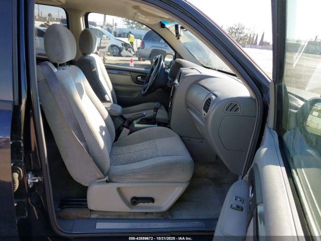 GMC Envoy XL Sle Image 10