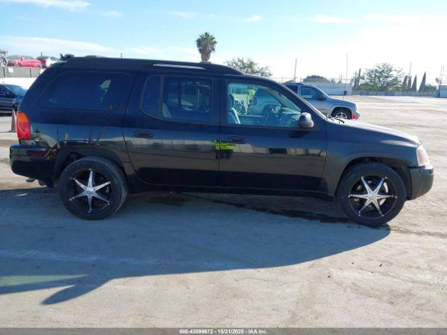 GMC Envoy XL Sle Image 2