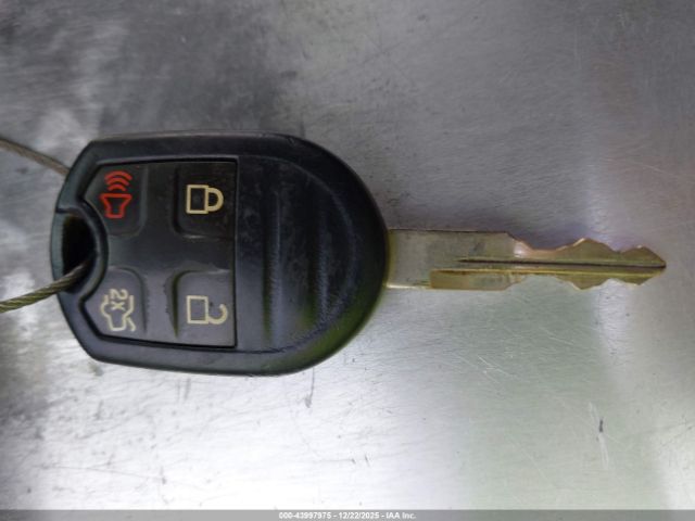 Ford Mustang V6 Image 9