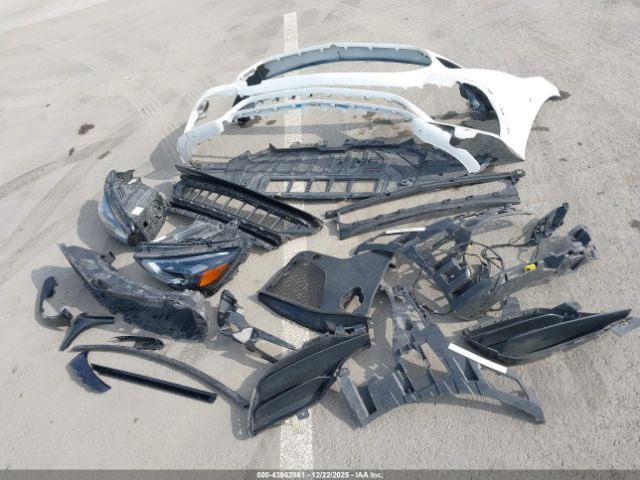 Mercedes-Benz G-Class Image 9