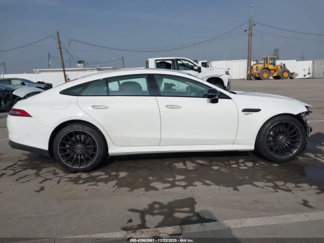 Mercedes-Benz G-Class Image 6