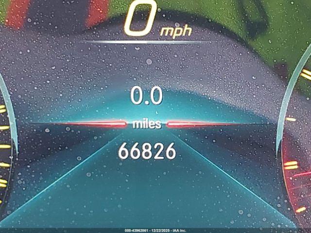 Mercedes-Benz G-Class Image 11